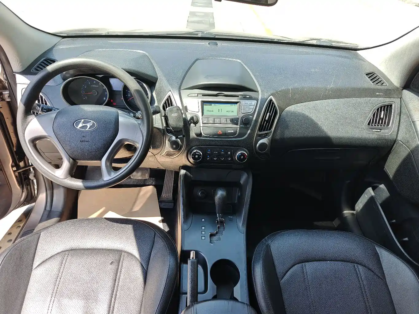 Hyundai Beijing Hyundai ix35 2015 2.0L Automatic 2WD Comfort China IV фото 9