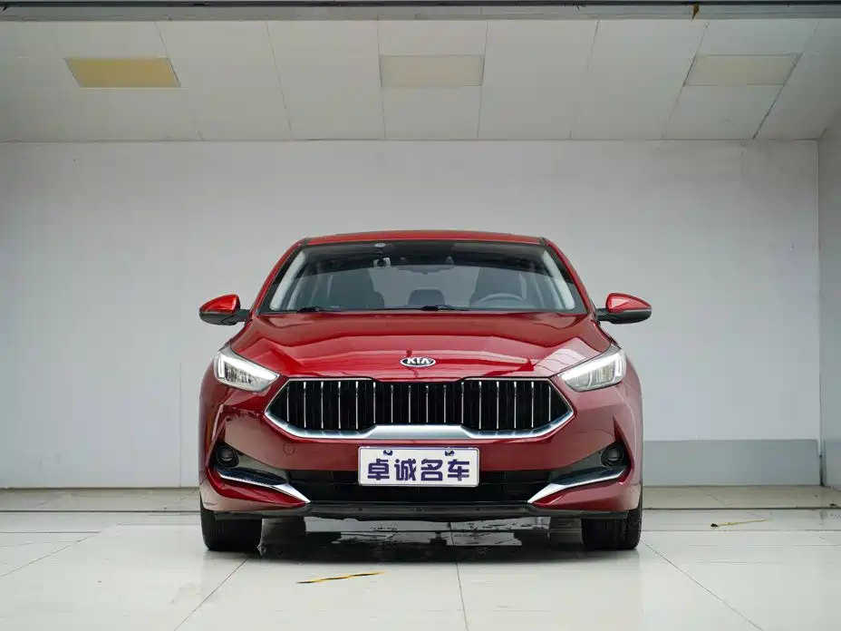 Photo 2 - Kia K3