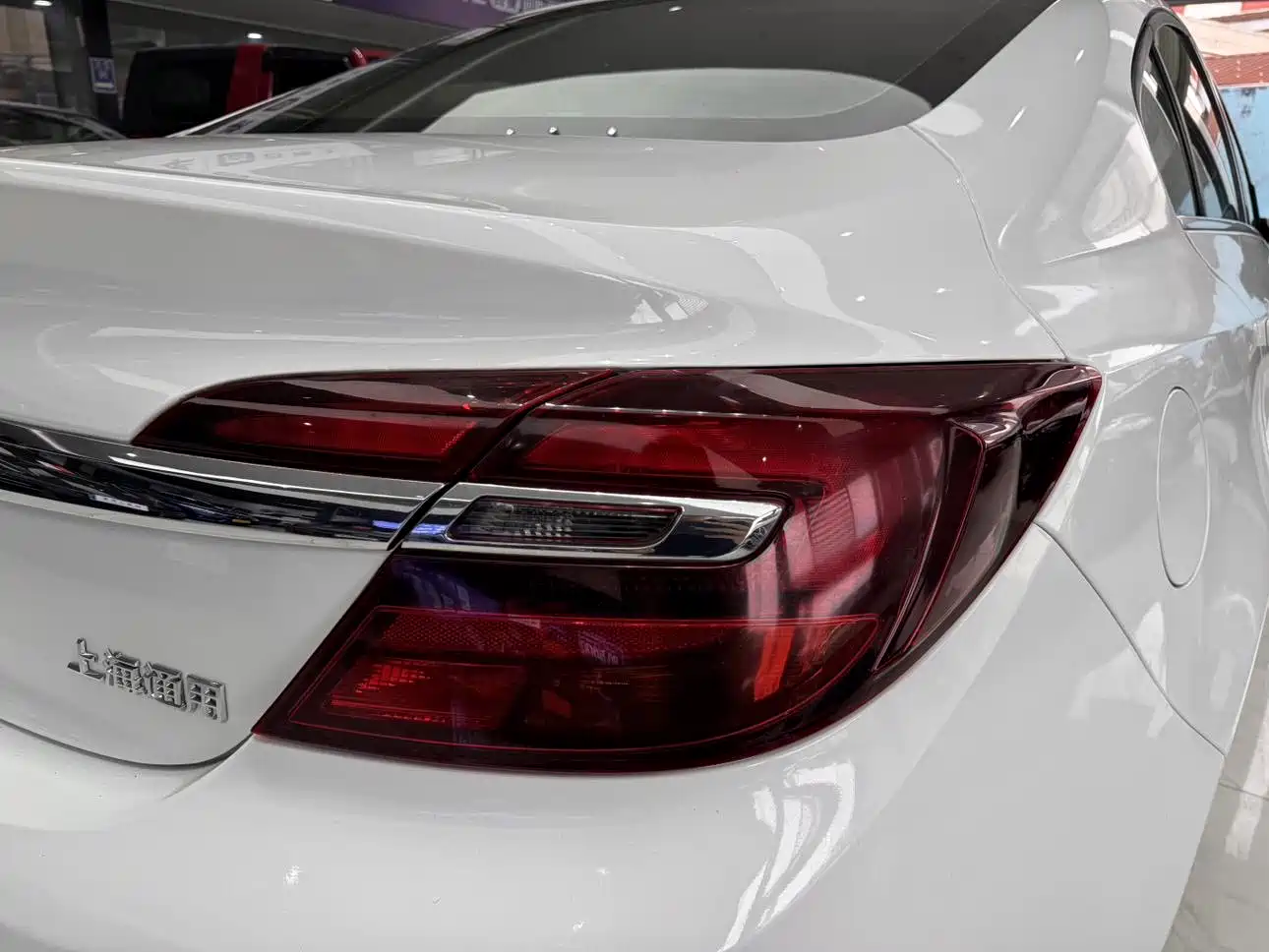 Buick Regal 2015 2.0L Leading Fashion Model фото 24