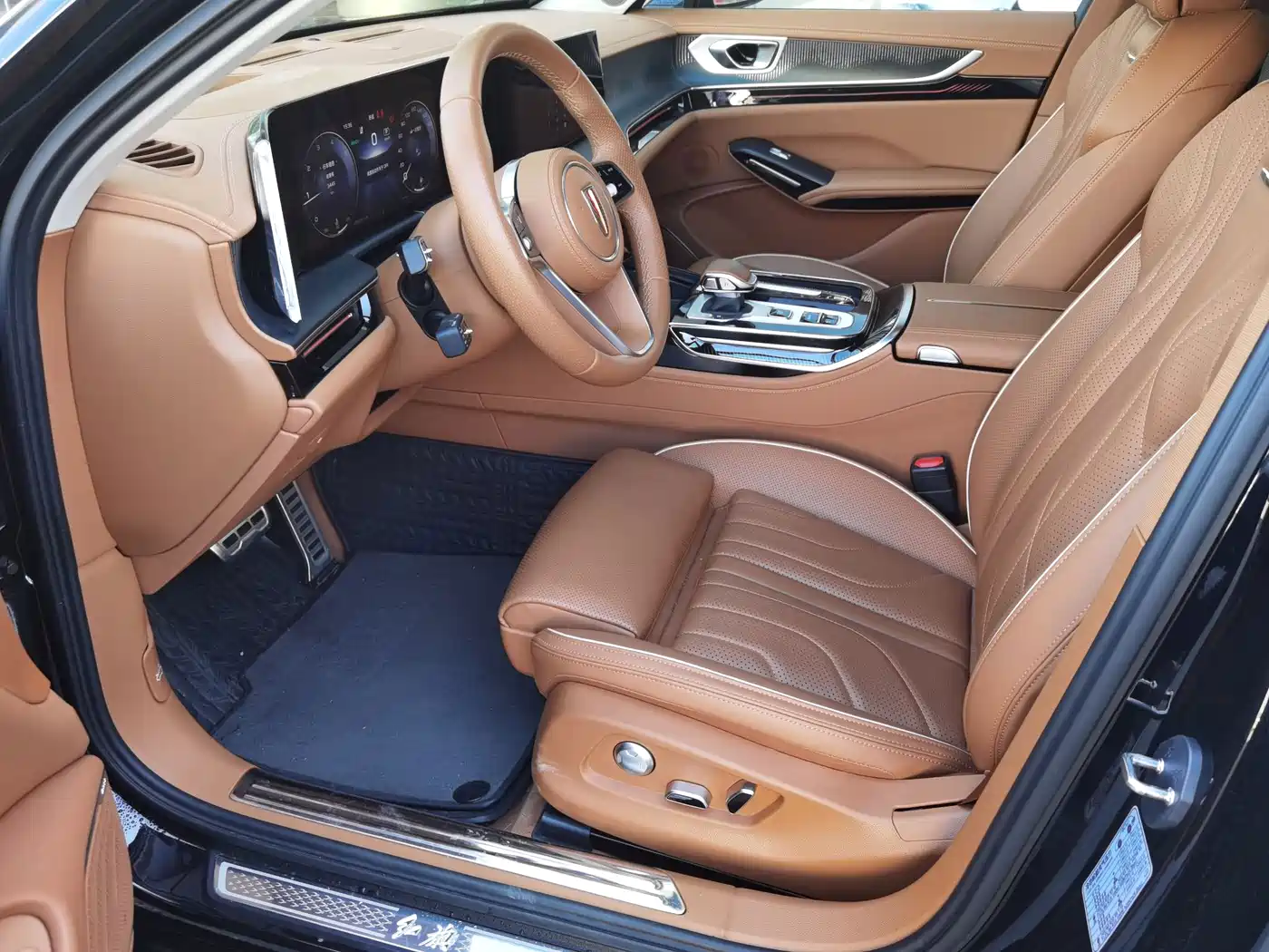 Hongqi H9 2025 2025 Facelift 2.0T 2WD Flagship Premium Business Edition 5-seater