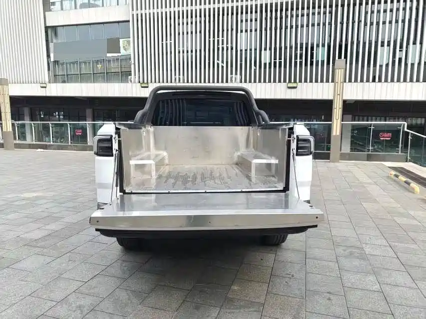 Geely Radar Radar King Kong 2025 2025 EM-P 4WD Long Bed Thousand-Mile King Kong