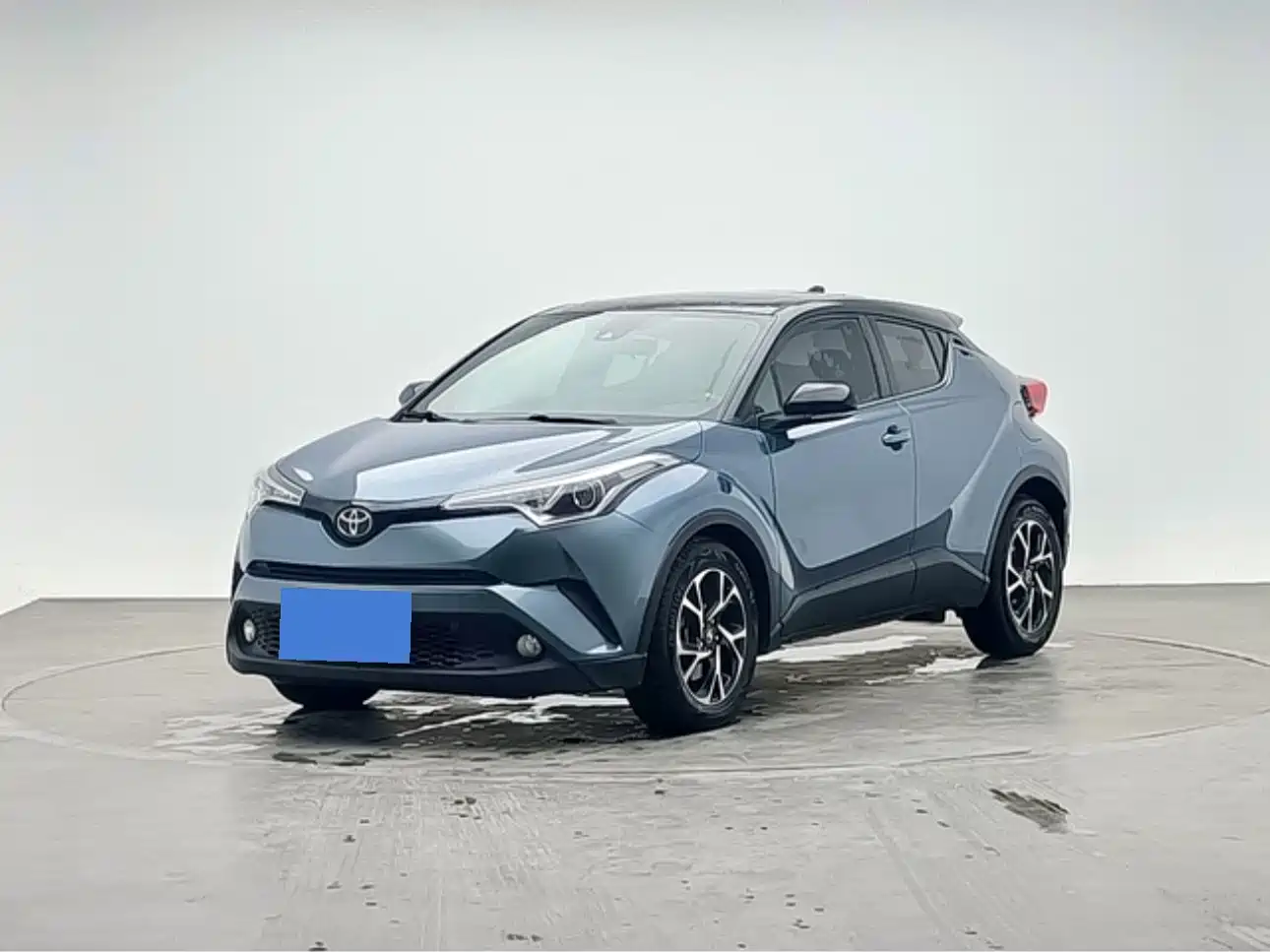 Toyota C-HR 2021 2020 Model 2.0L Leading