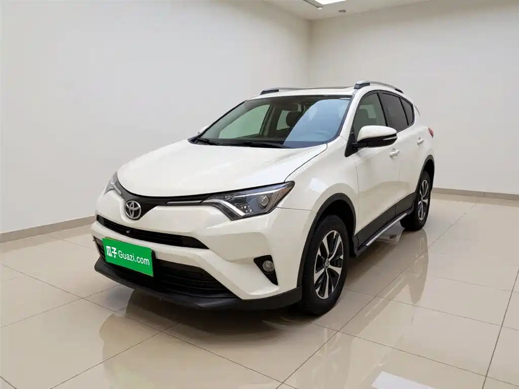 Toyota RAV4 Rongfang 2016 2.0L CVT 2WD Trend (China V) фото 2