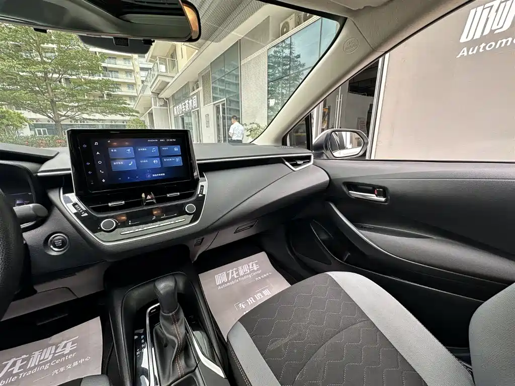 Toyota Corolla 2021 1.2T S-CVT Elite PLUS Edition фото 17