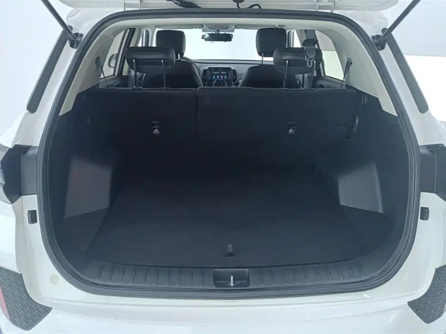 Hyundai Beijing Hyundai ix35 2021 2.0L Automatic 2WD GLS Leading Edition фото 4