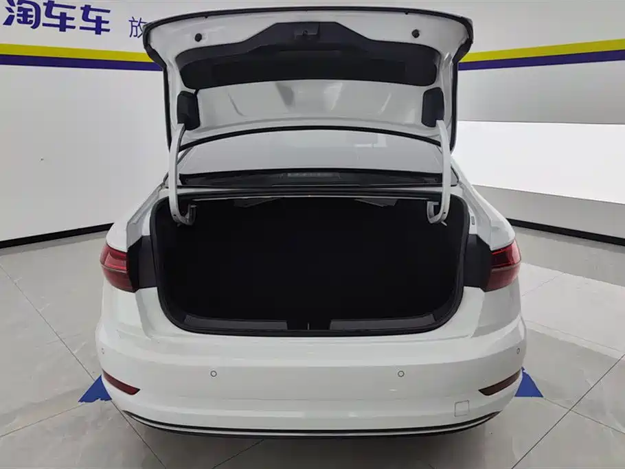 Volkswagen Sagitar 2022 280TSI DSG Surpassing Edition фото 4