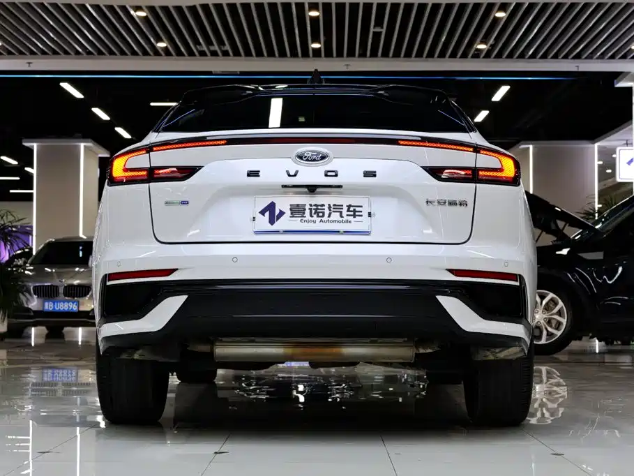 Ford EVOS 2024 2022 Facelift EcoBoost 245 ST-Line