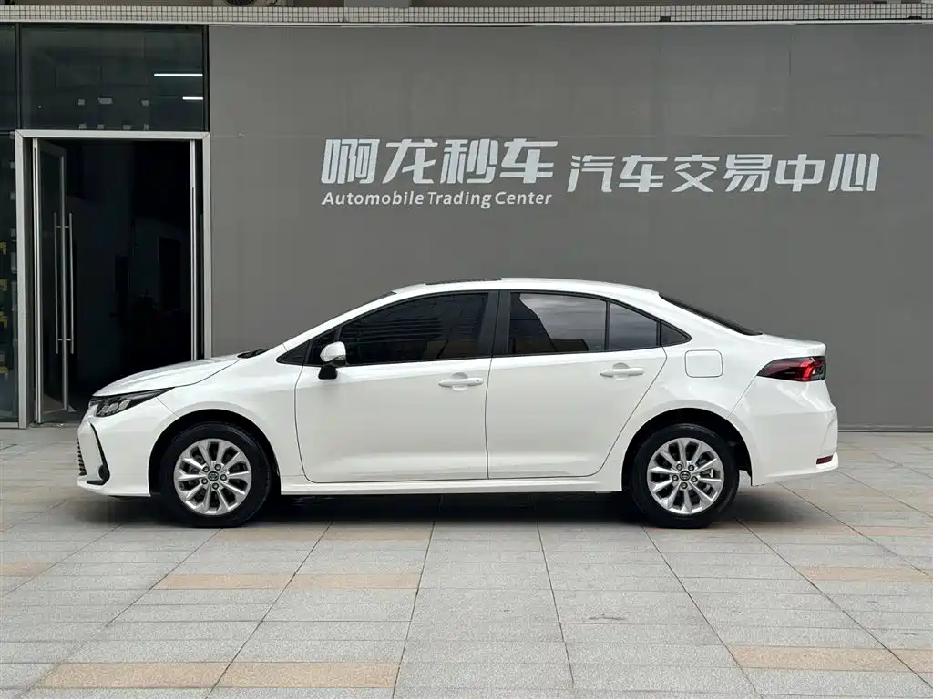 Toyota Corolla 2021 1.2T S-CVT Elite PLUS Edition фото 21