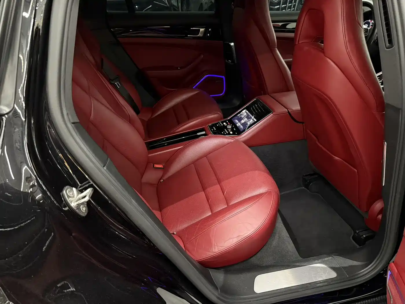Porsche Panamera 2020 Panamera 10th Anniversary Edition 2.9T фото 13