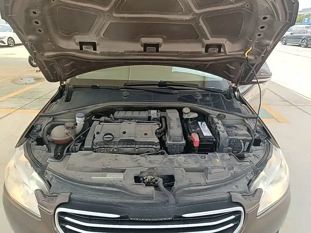 Peugeot 301 2014 2014 1.6L Automatic Comfort Edition
