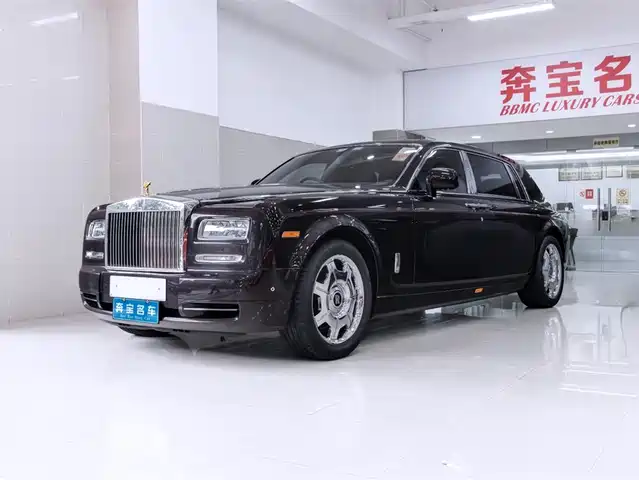 ROLLS-ROYCE PHANTOM