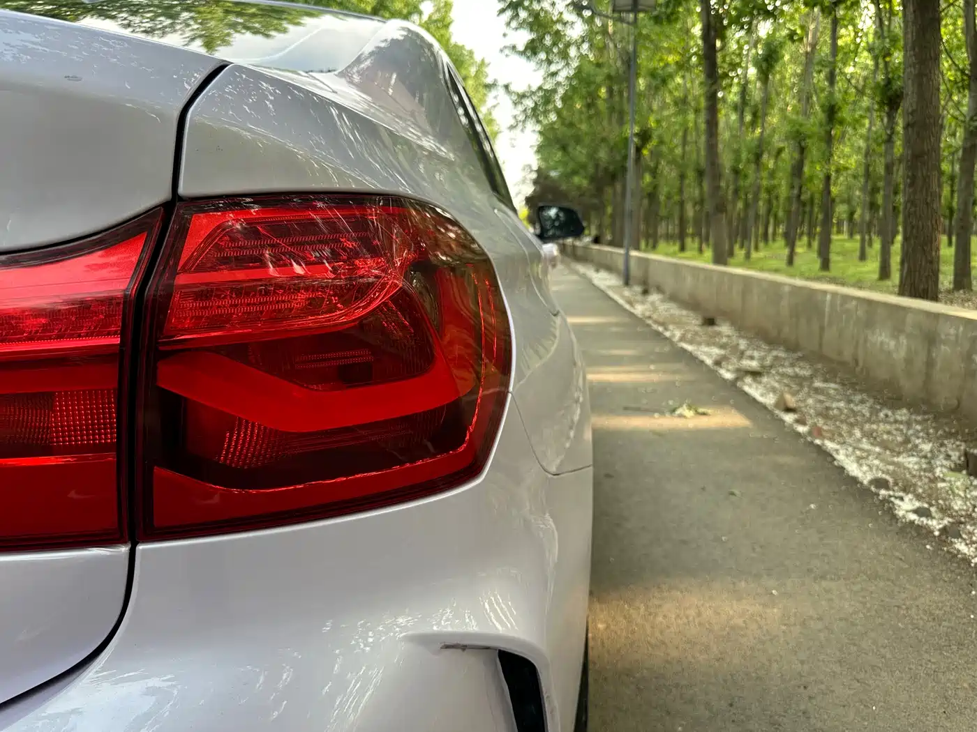 BMW 1 Series 2021 120i M Sport Shadow Edition фото 18