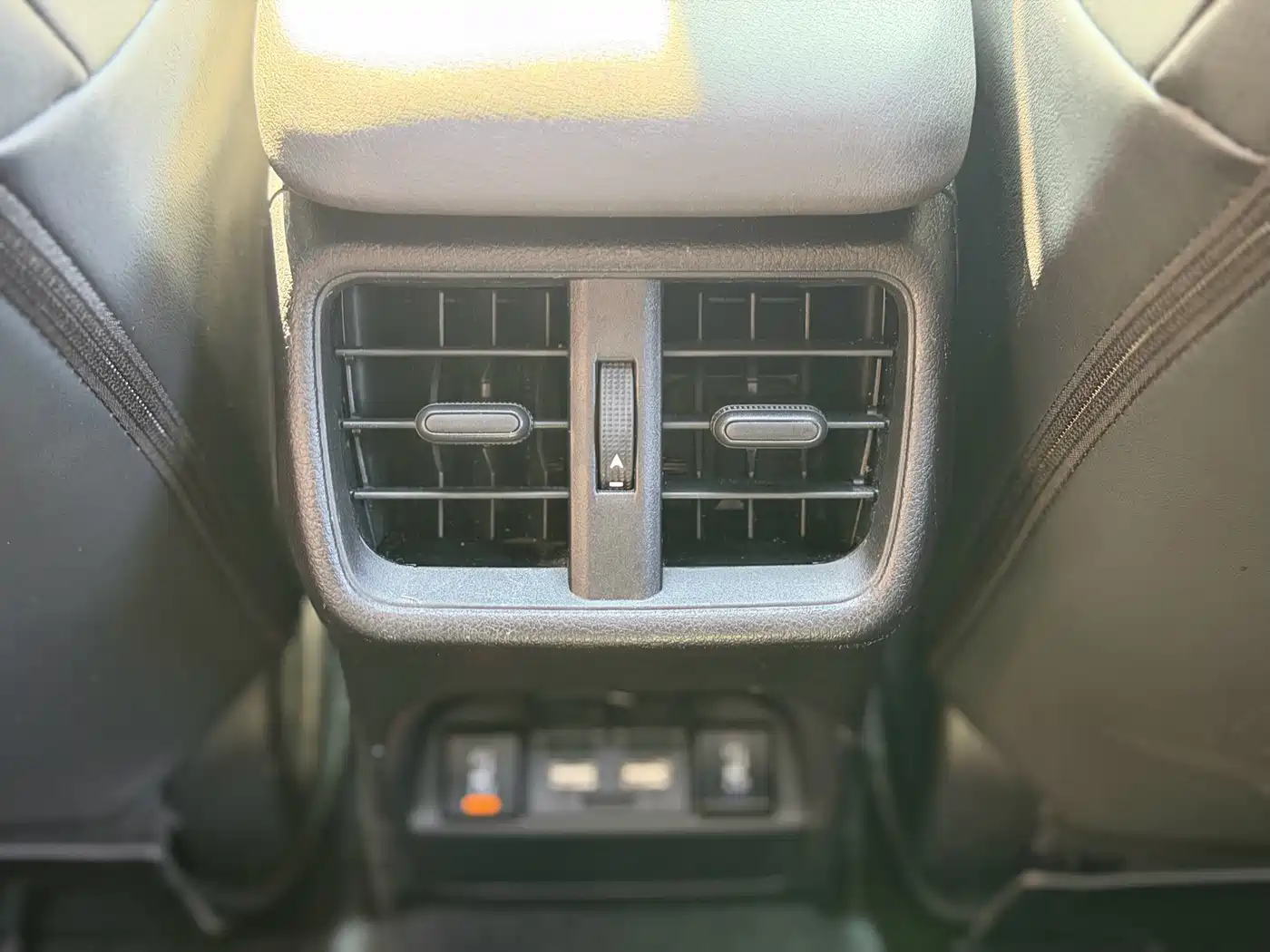 Lexus UX Electric 2020 2020 300e Pure Yue Edition