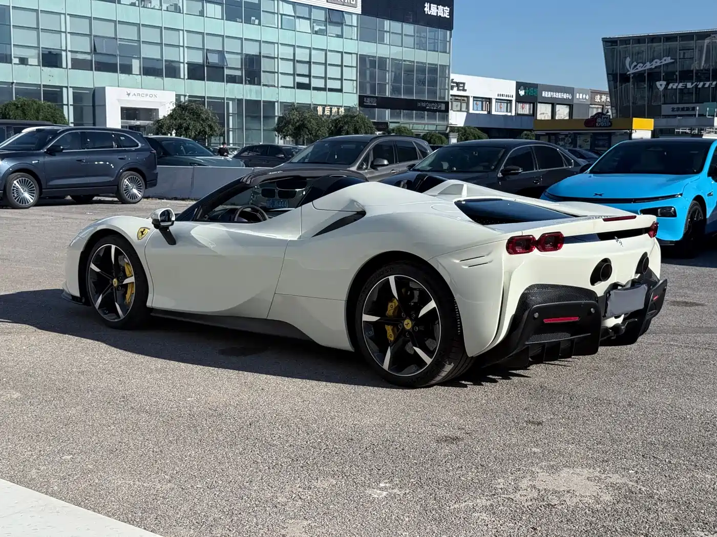 Ferrari SF90 2024 2021 3.9T V8 Spider