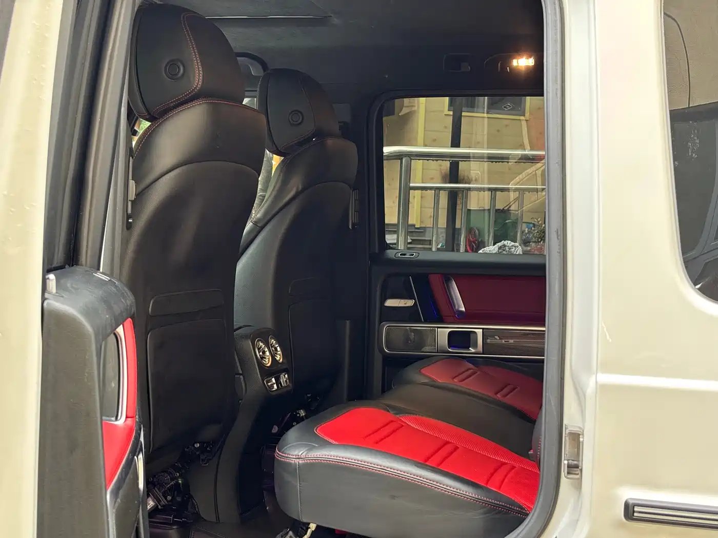 Mercedes-Benz G-Class 2019 G 500 фото 9