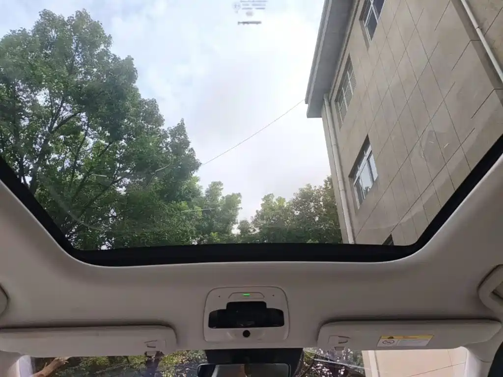 NIO ES8 2019 2018 355KM Base Model 7-Seater Version
