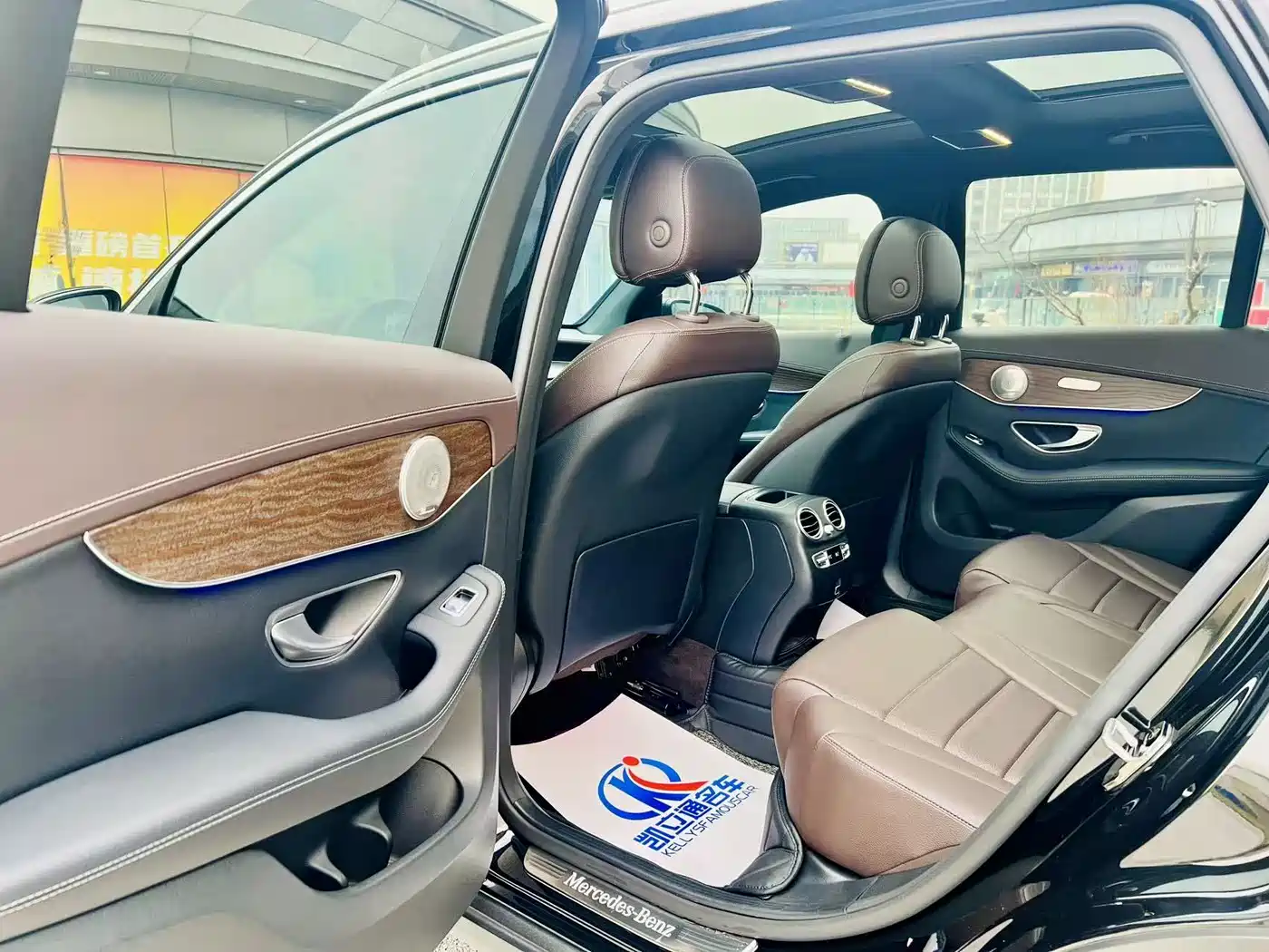 Mercedes-Benz GLC 2022 Facelift II GLC 260 L 4MATIC Luxury фото 7