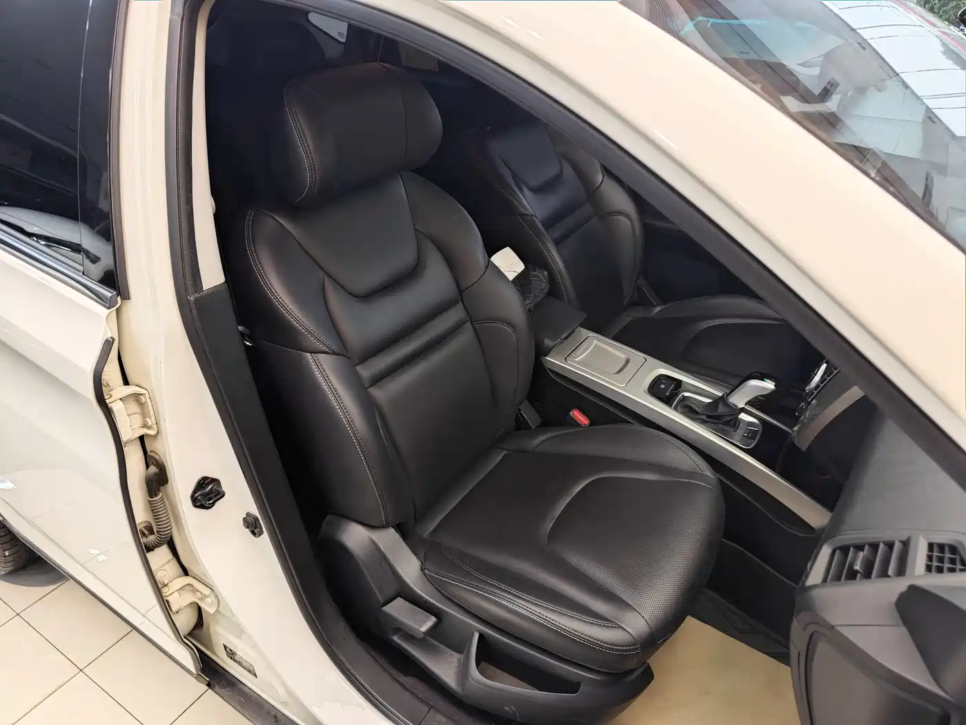 Luxgen U6 SUV 2016 2016 1.8T Fashion Value