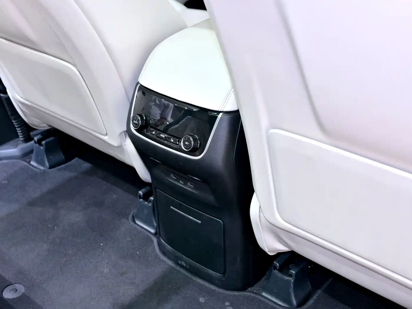 Li Auto Li ONE 2020 2020 Extended Range 6-seater