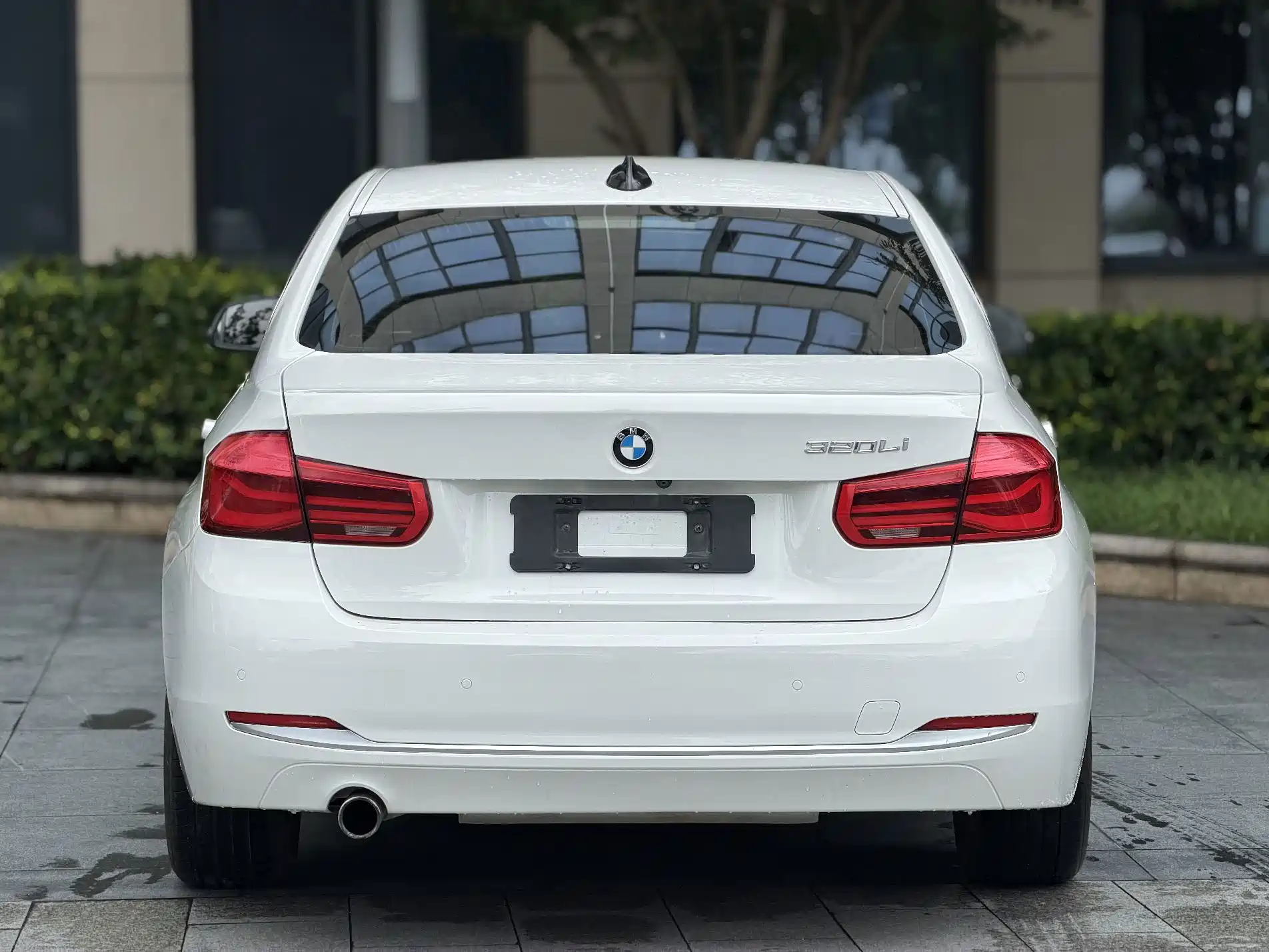Фото 9 - BMW 3 Series