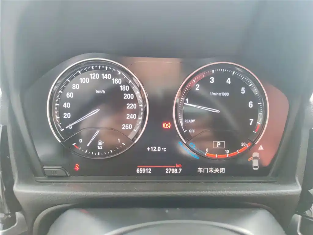 BMW 1-SERIES