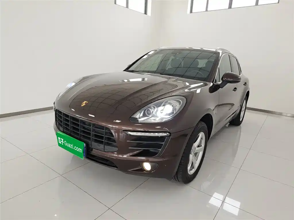 Porsche Macan 2017 Macan 2.0T фото 2