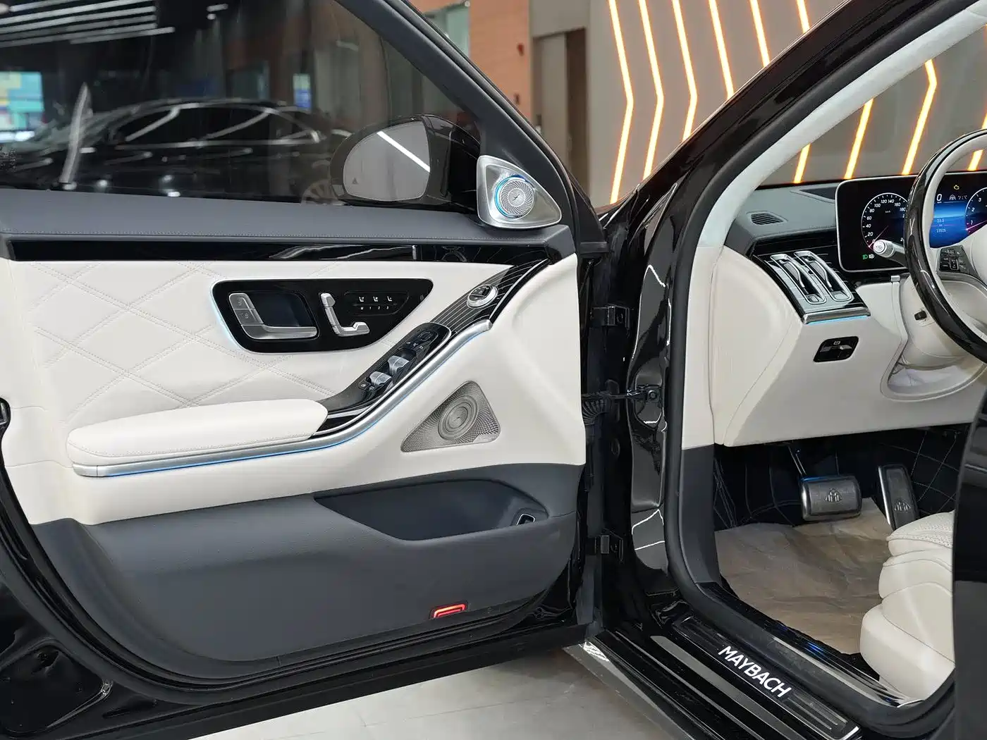 Mercedes-Benz Maybach S-Class 2023 S 480 4MATIC фото 11