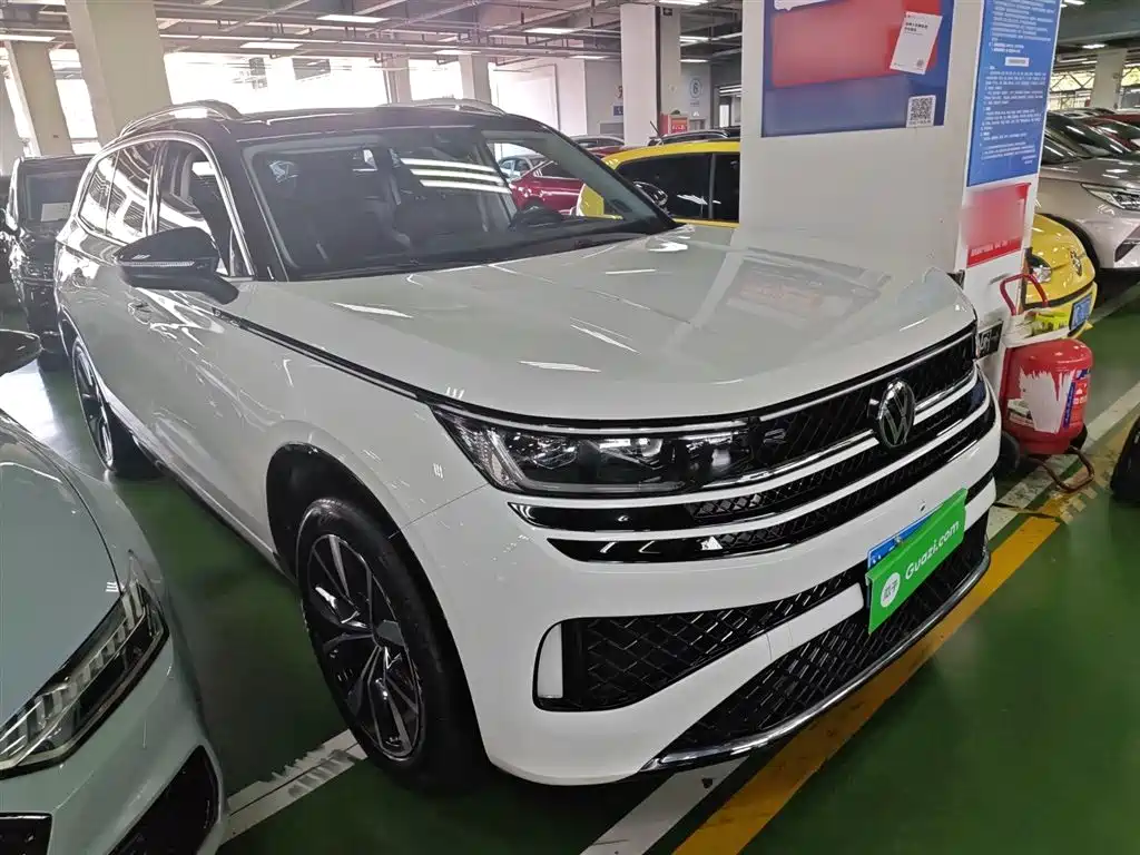 Volkswagen Talagon 2023 380TSI 4WD R-Line Launch Edition фото 23