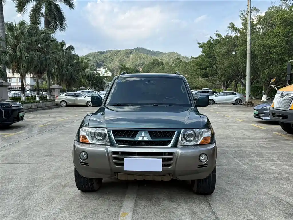 Mitsubishi Pajero 2008 V73 3.0L GLS NAVI фото 2
