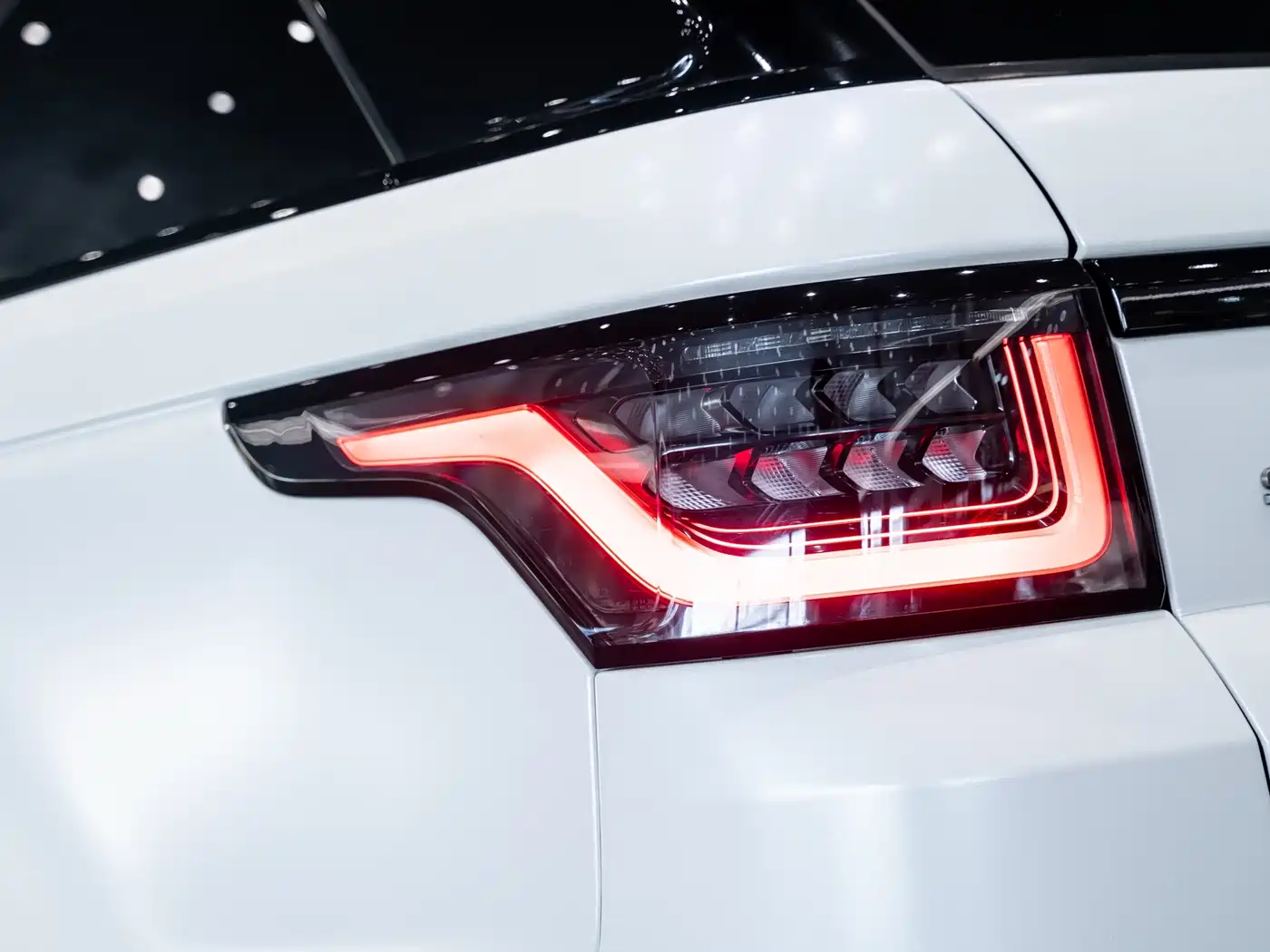 Land Rover Range Rover Sport 2020 3.0 L6 HSE DYNAMIC фото 5