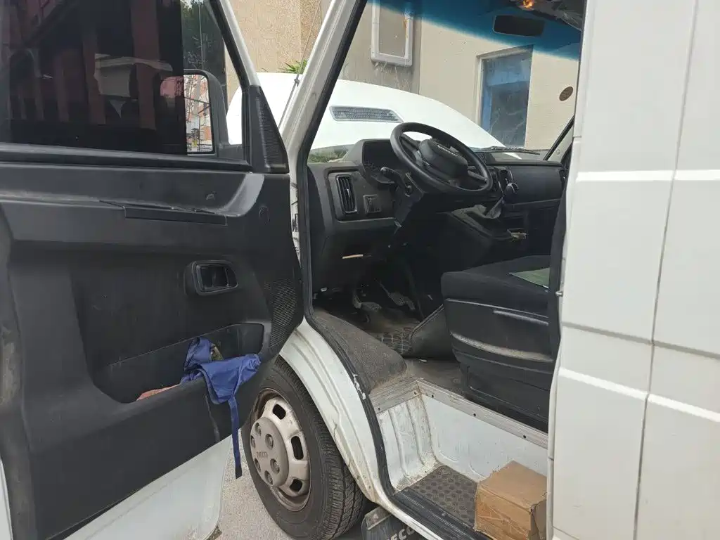 صورة 14 - Iveco Daily