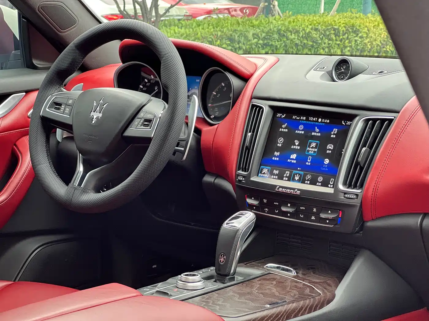 MASERATI LEVANTE