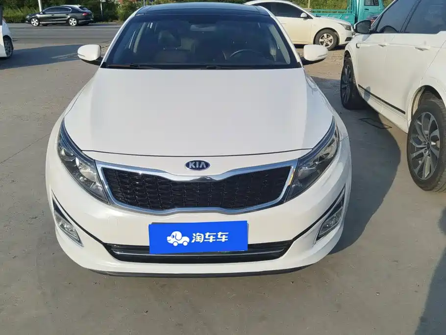 Photo 2 - Kia K5