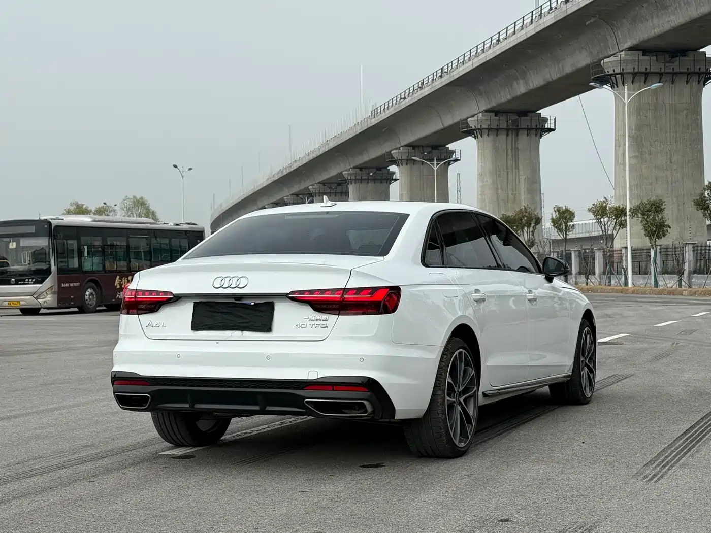 Audi A4L 2025 2024 40 TFSI Luxury Dynamic