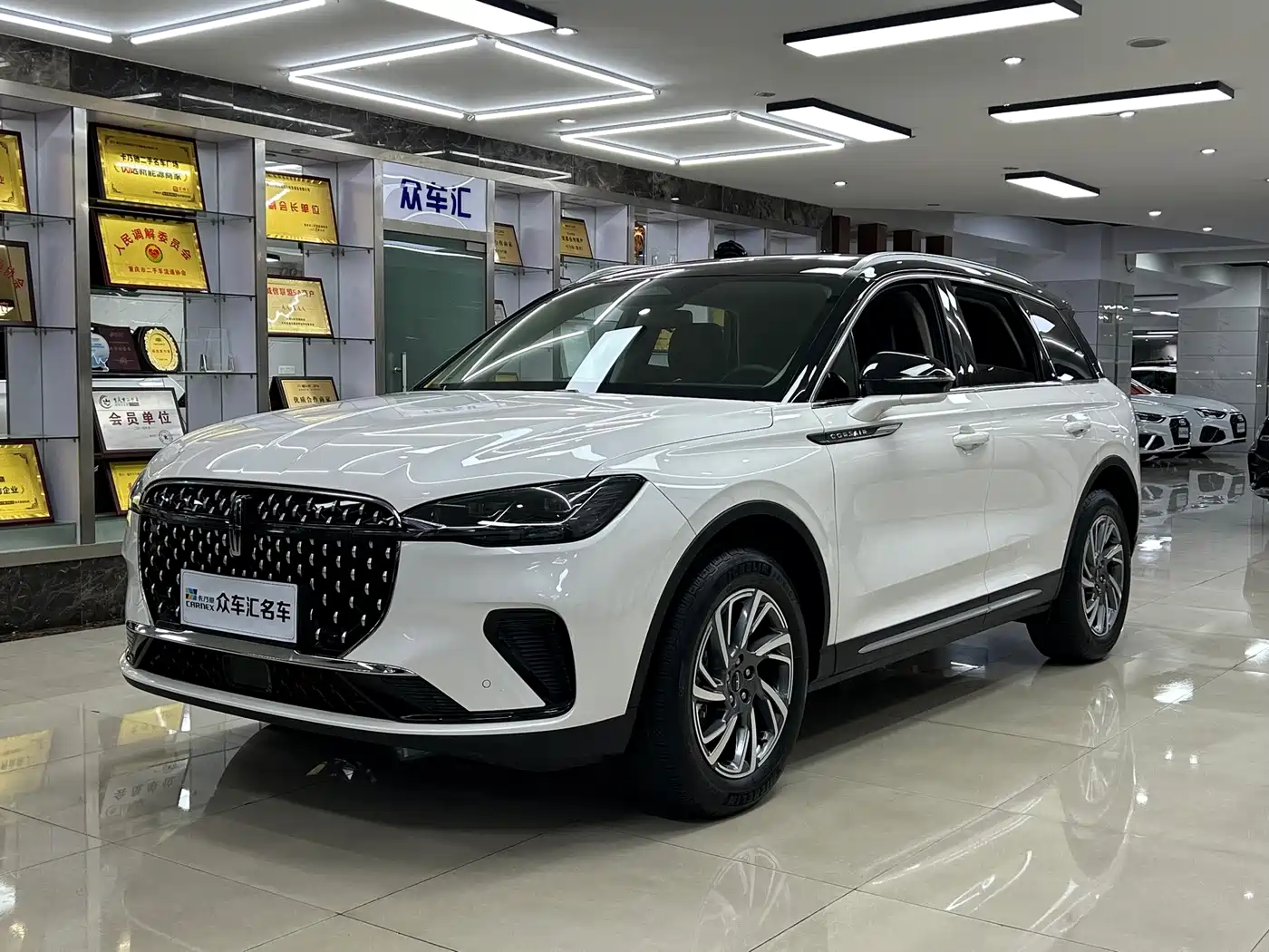 Lincoln Adventurer 2025 2.0T 2WD Premium Edition