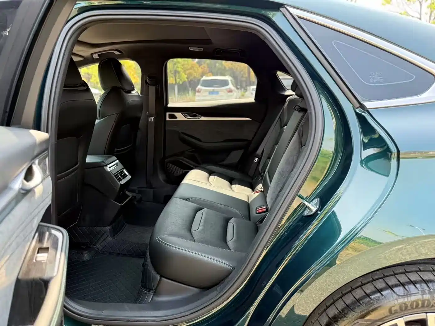 GEELY XINGRUI