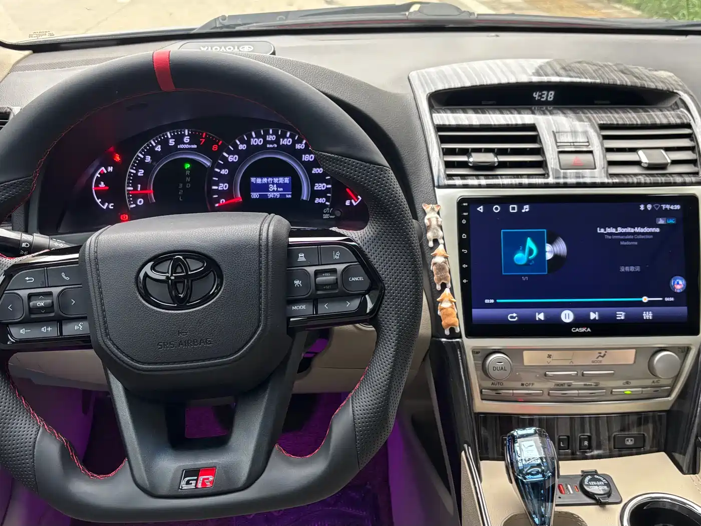 Toyota Camry 2011 200G Classic Anniversary Edition фото 9