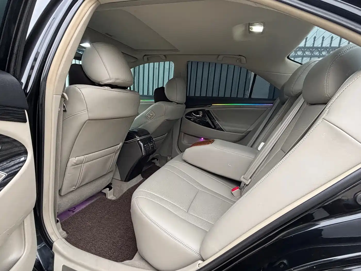 Toyota Camry 2011 200G Classic Anniversary Edition фото 5