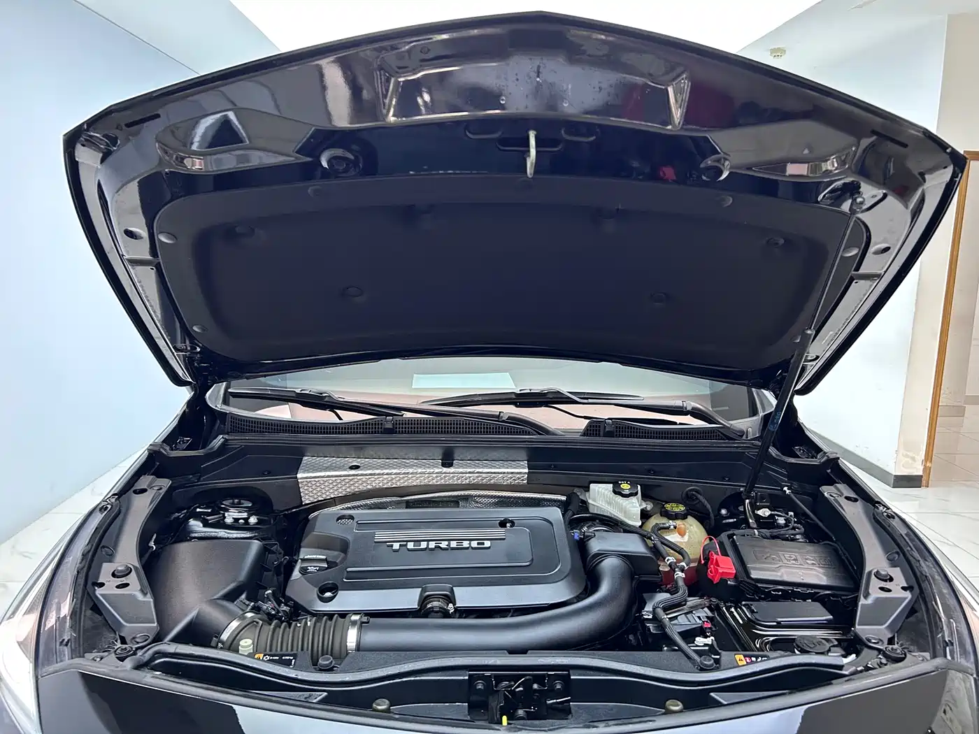 Cadillac XT4 2018 28T 2WD Luxury Sport Type фото 25