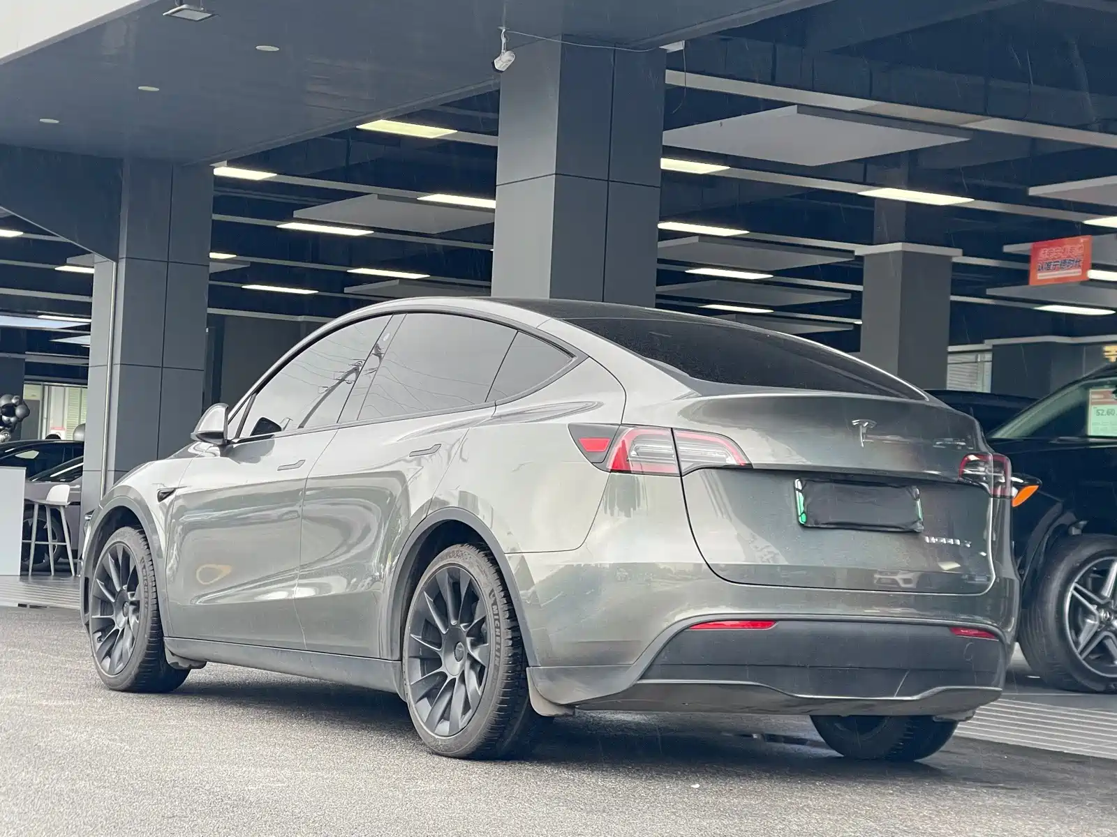 Фото 4 - Tesla Model Y