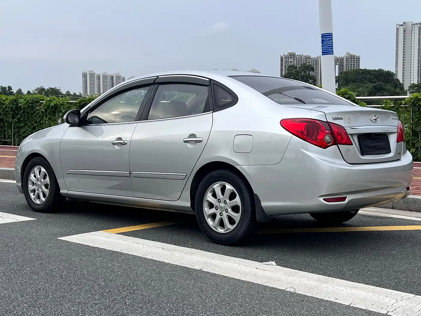 Hyundai Elantra 2009 2008 1.6L AT GLS