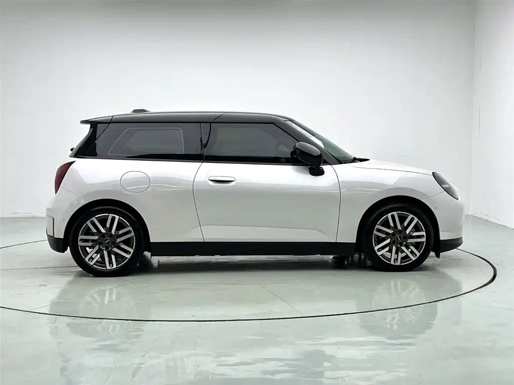 MINI ELECTRIC  COOPER