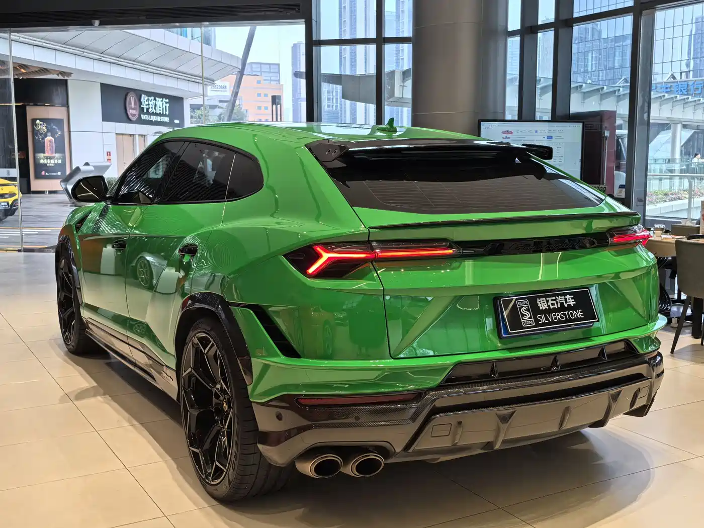 Lamborghini Urus 2022 4.0T V8 Performante фото 3