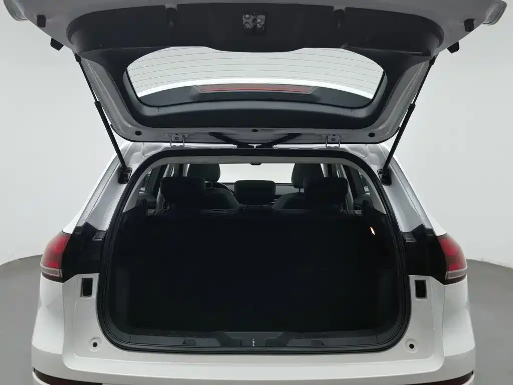 Photo 16 - Haval H6