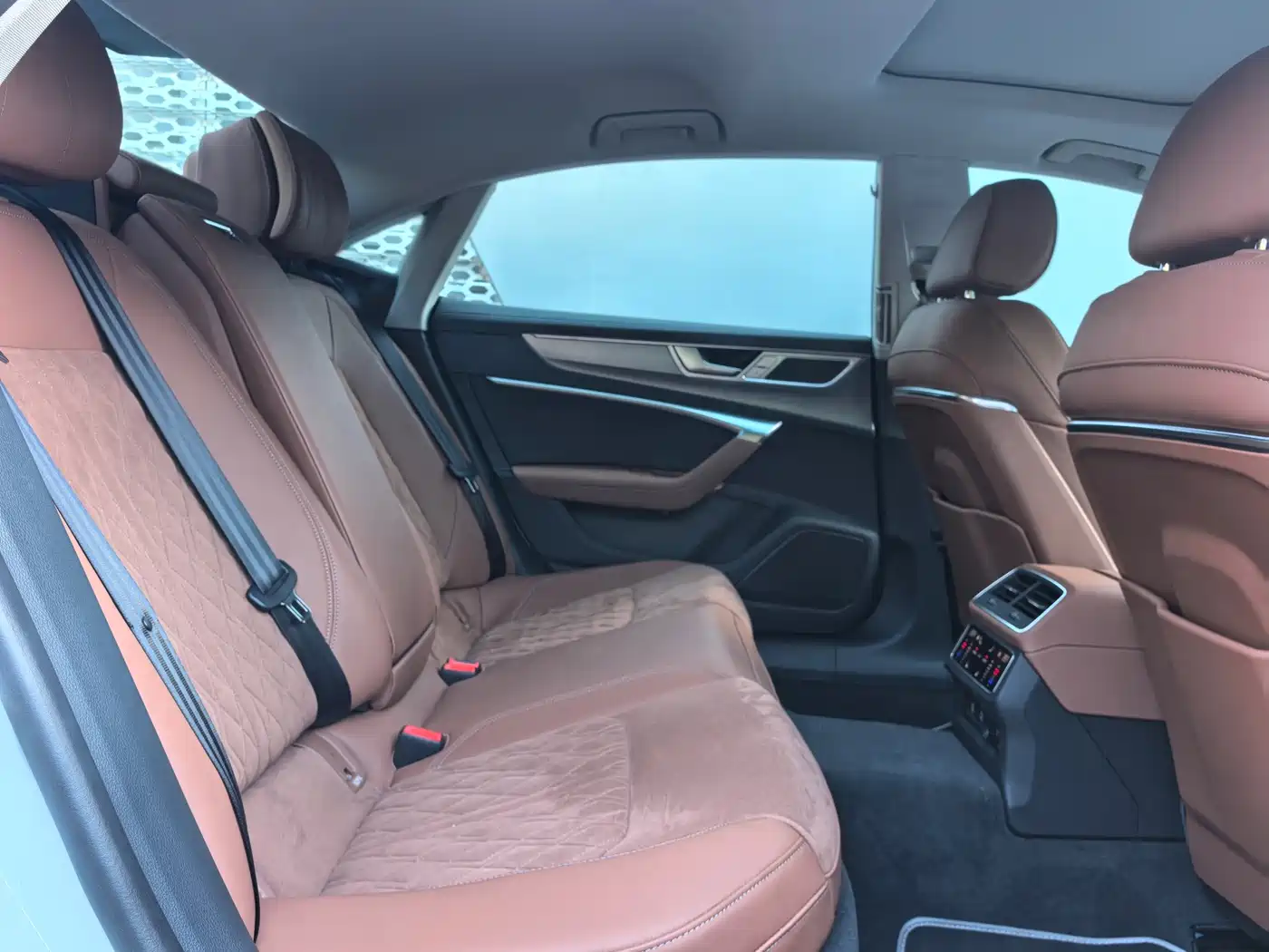 Audi A7L 2025 2024 45 TFSI quattro Premium Luxury