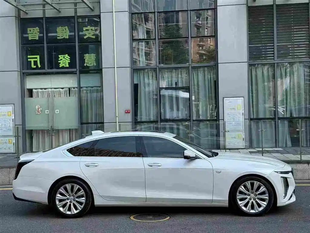 Cadillac CT6 2023 2023 28T Premium Model