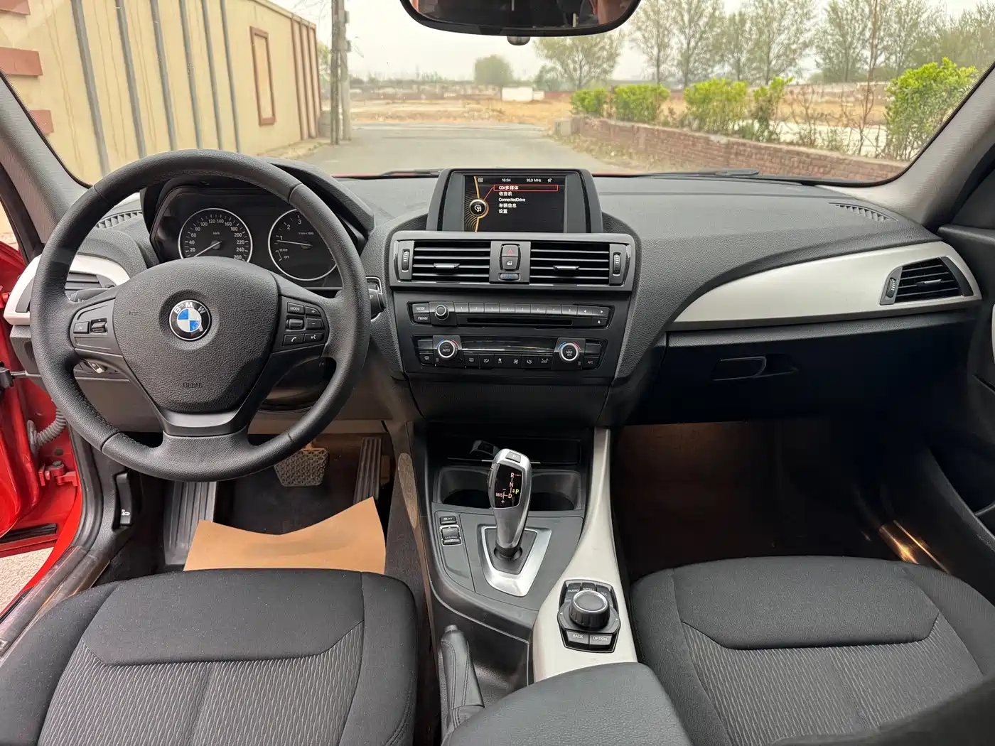 BMW 1 Series (Import) 2013 Facelift 118i Leading Model фото 9