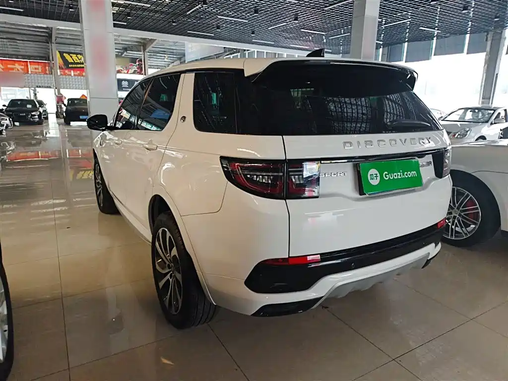 Land Rover Discovery Sport 2024 Performance Technology Edition фото 5
