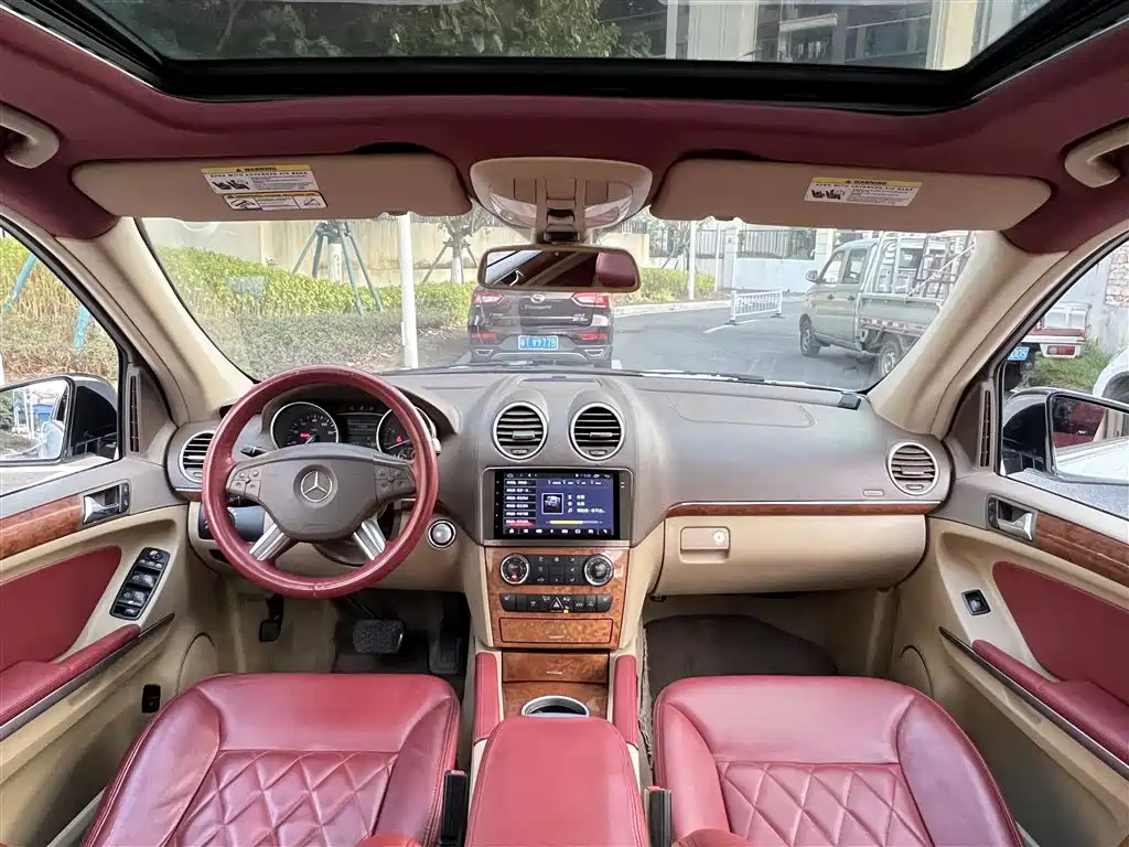 Mercedes-Benz GL-Class фото 12