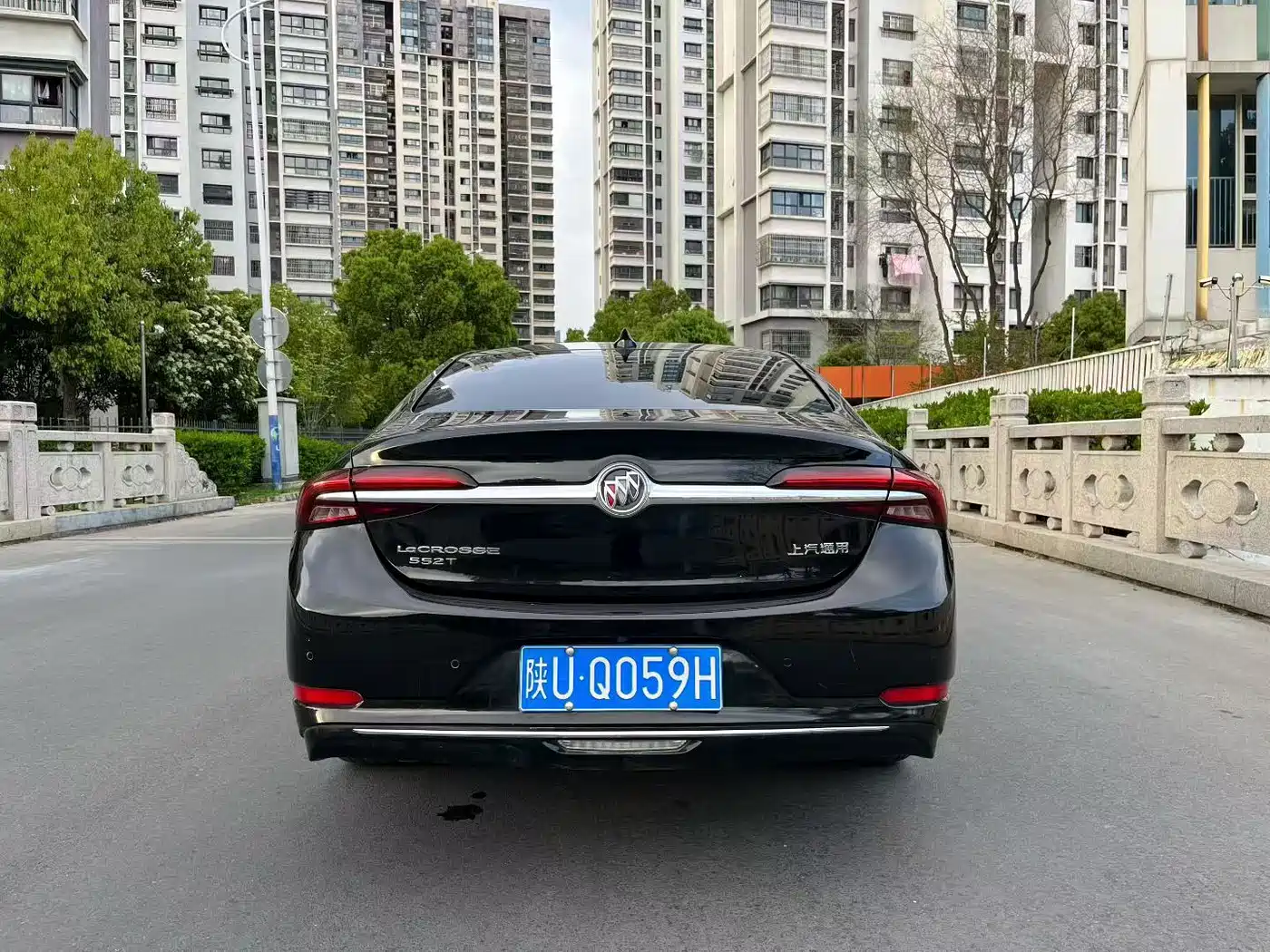 BUICK LACROSSE